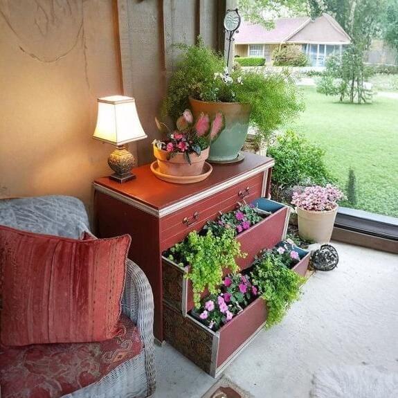 Use Old Furniture as Planters